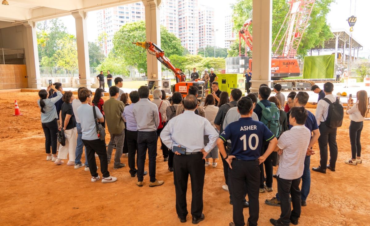 Attendees at the Excavator Yard