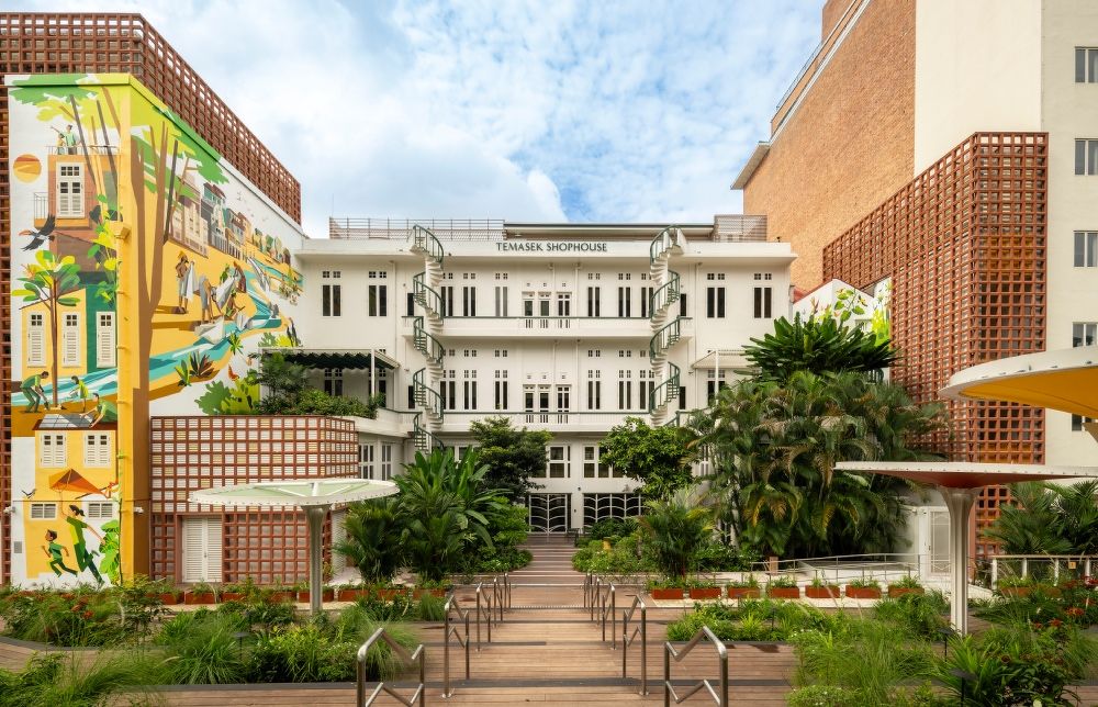 Temasek Shophouse rear facade with murals and outdoor community space