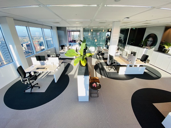 EDGEPROP SINGAPORE - A prototype of the office of the future, called the ‘six-feet office’ by Cushman & Wakefield, which embodies rules of conduct allowing staff to work safely within an office environment (Credit: Cushman & Wakefield) - EDGEPROP SINGAPORE