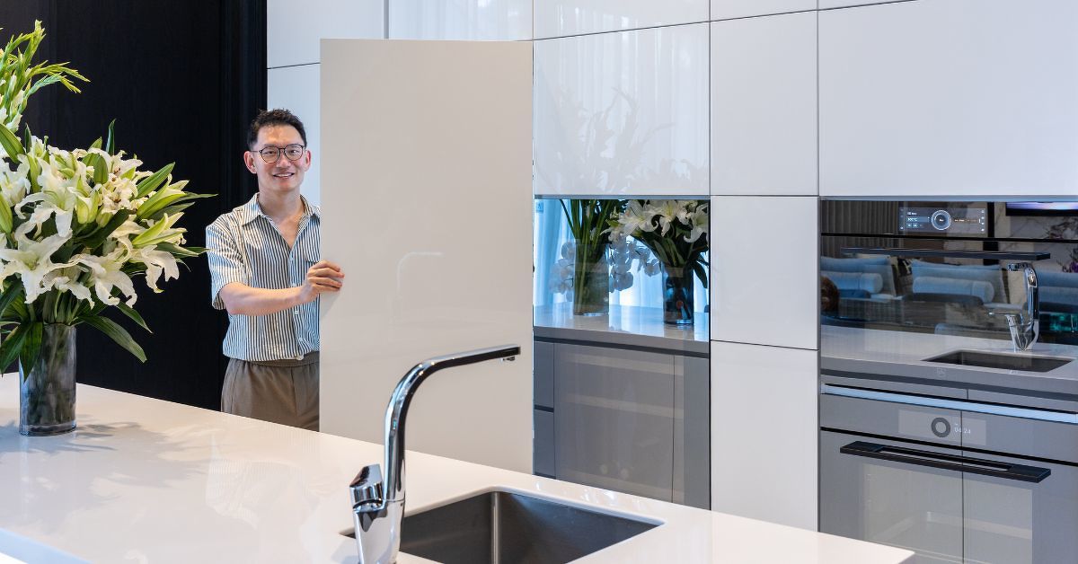 Designed for lighter meal preparation and entertaining, the dry kitchen sits at the centre of the home's ground floor